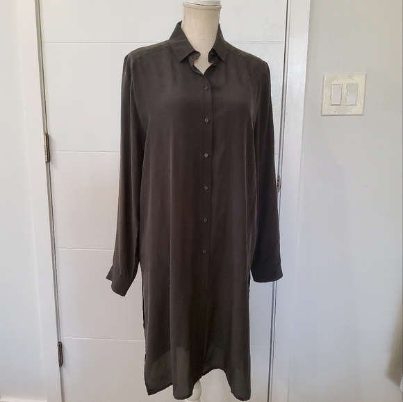 H&M Dresses & Skirts - H & M Silk Shirt Dress Size 12